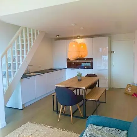 La Belle Vue-charming Duplex With Sea View, 50 Meters From And Private Parking * Saint-Raphaël