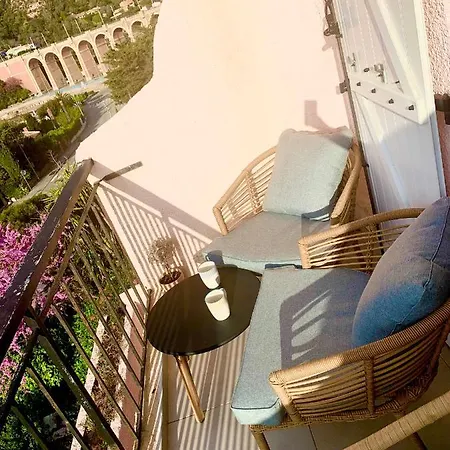 Apartment La Belle Vue-charming Duplex With Sea View, 50 Meters From And Private Parking