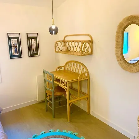 Apartment La Belle Vue-charming Duplex With Sea View, 50 Meters From And Private Parking